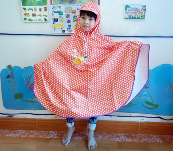 Áo mưa trẻ em